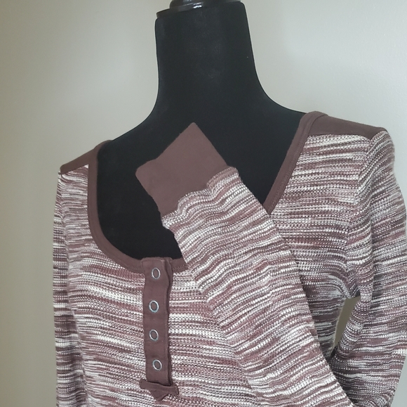 Roxy long sleeve thermal tee size medium - Picture 5 of 7